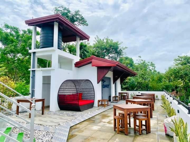 Hotel Sunny Cloud Harumalgoda Екстер'єр фото